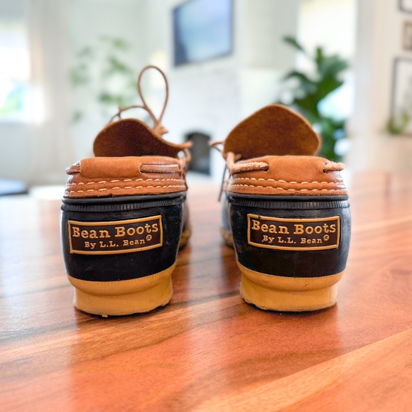 Women's Rubber Moc Bean Boots - Picture 3 of 5